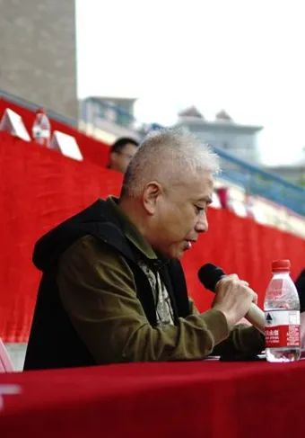 景德鎮陶瓷大學材料學院舉行第十一屆“宏宇杯”田徑運動會